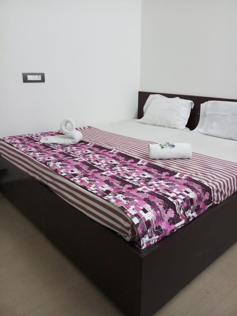 Sri Kousthubham Residency Hotell Tirupati Eksteriør bilde