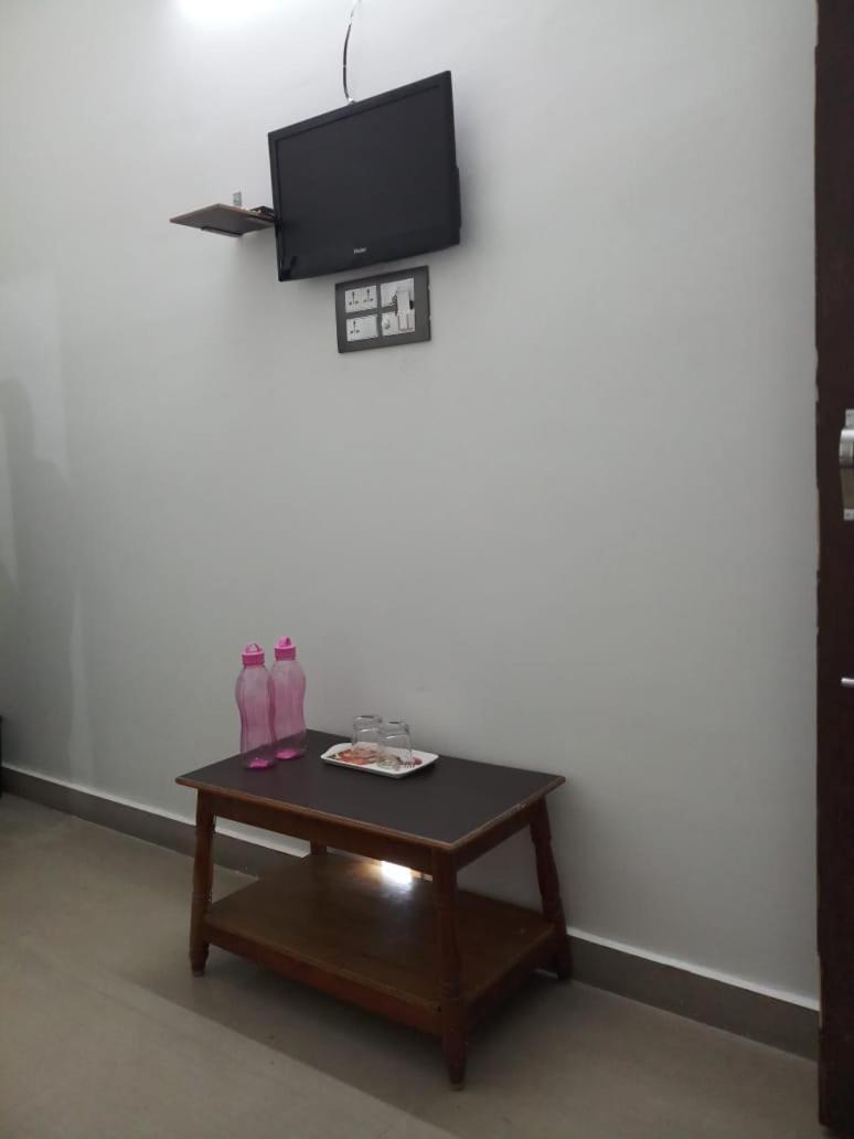 Sri Kousthubham Residency Hotell Tirupati Eksteriør bilde