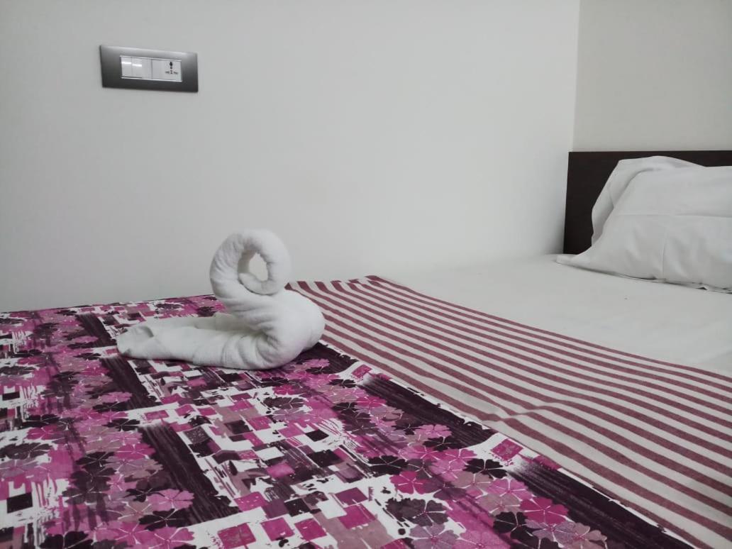 Sri Kousthubham Residency Hotell Tirupati Eksteriør bilde