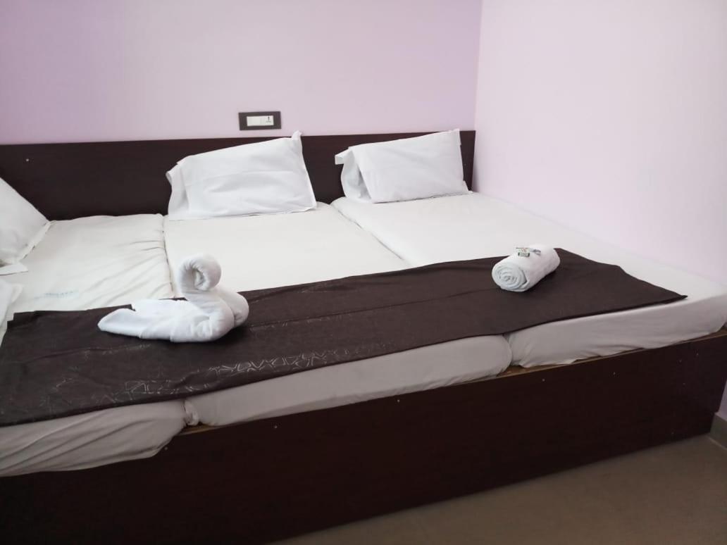 Sri Kousthubham Residency Hotell Tirupati Eksteriør bilde
