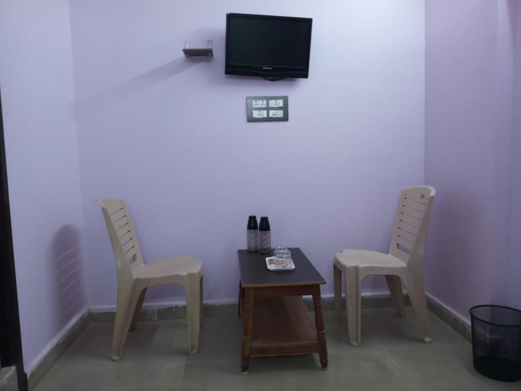 Sri Kousthubham Residency Hotell Tirupati Eksteriør bilde